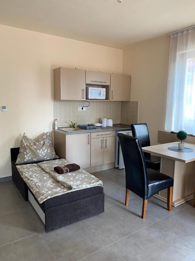 Balaton Apartmanhaz Шиофок Экстерьер фото
