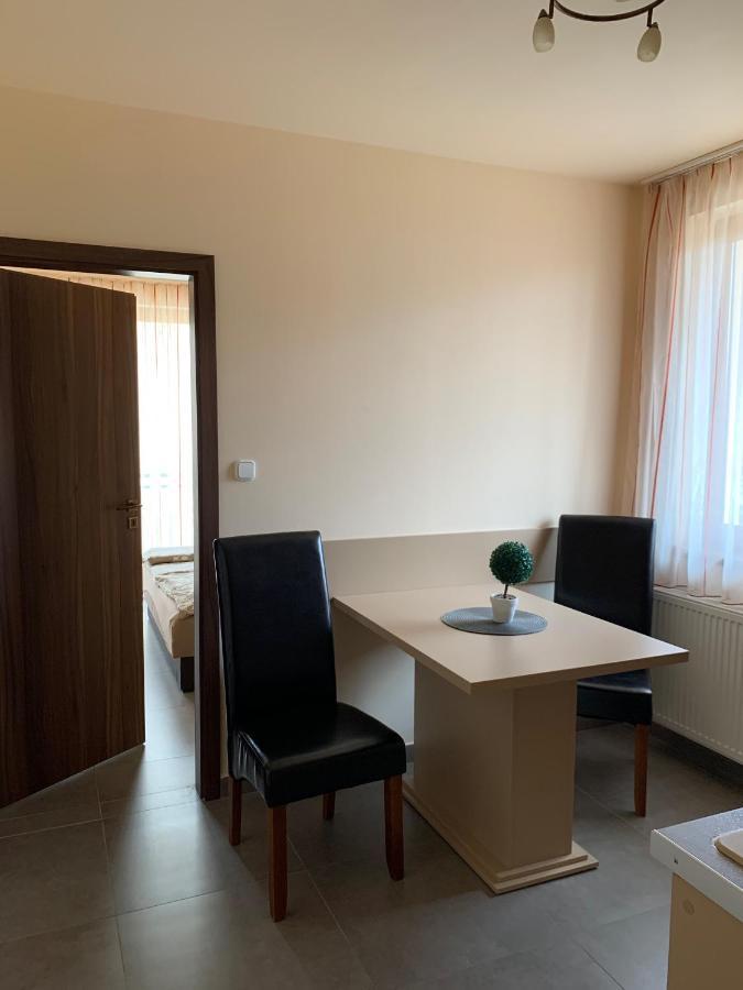 Balaton Apartmanhaz Шиофок Экстерьер фото